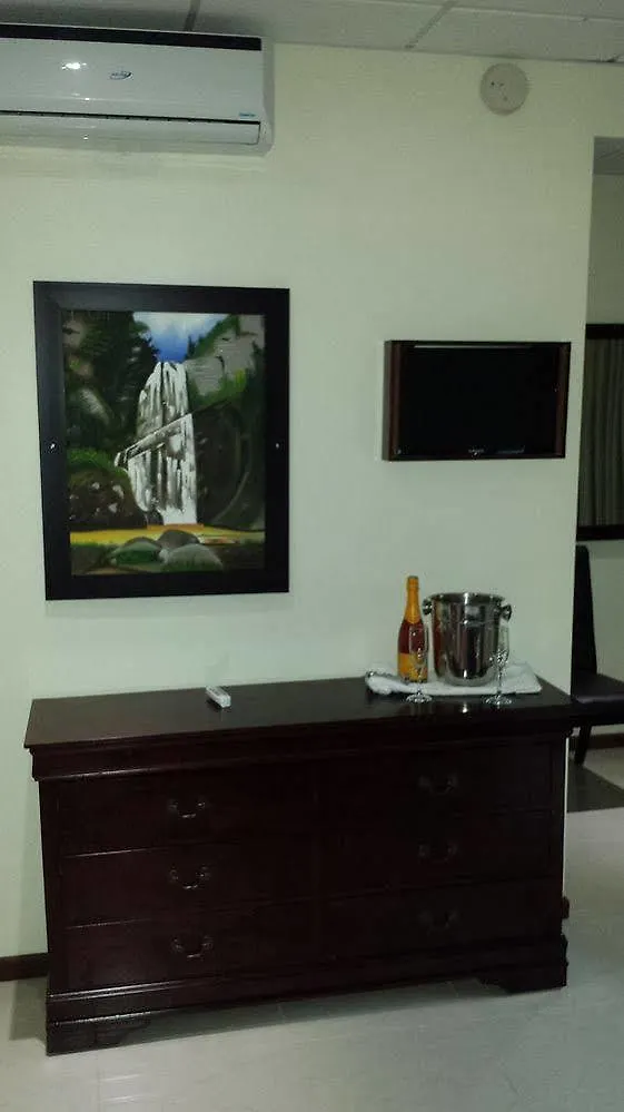 Canyon Hotel Barranquitas